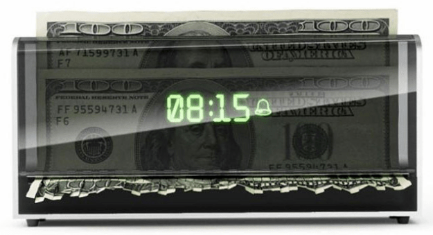 [concepto] Reloj despertador que destruye billetes (literalmente)
