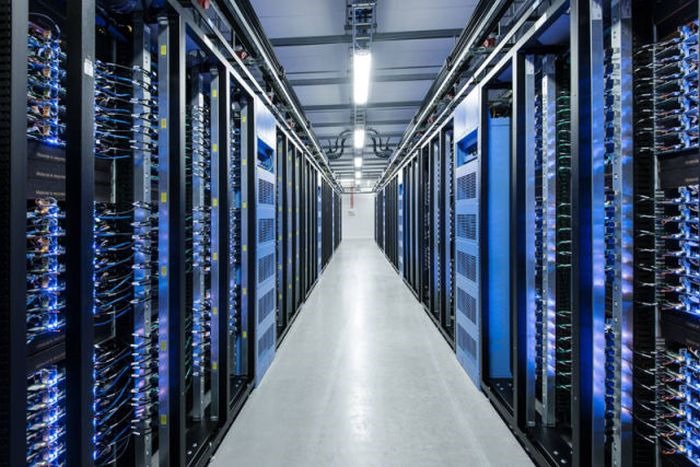 Dentro del nuevo data center de Facebook en Suecia