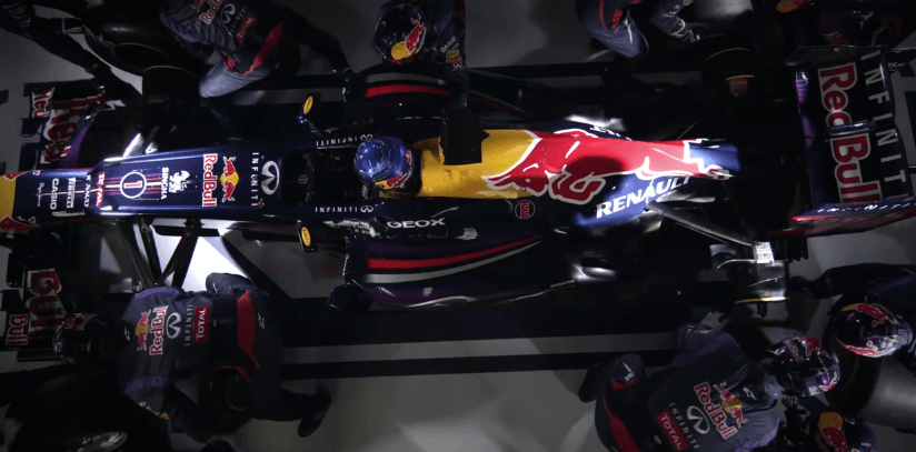 La velocidad de un equipo de F1 en el pit stop en slowmotion