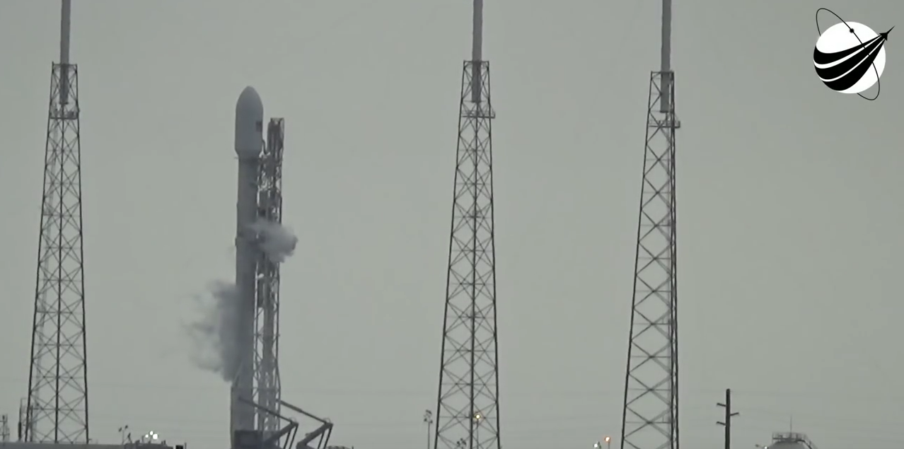 SpaceX cohete explota con satelite de internet.org a bordo