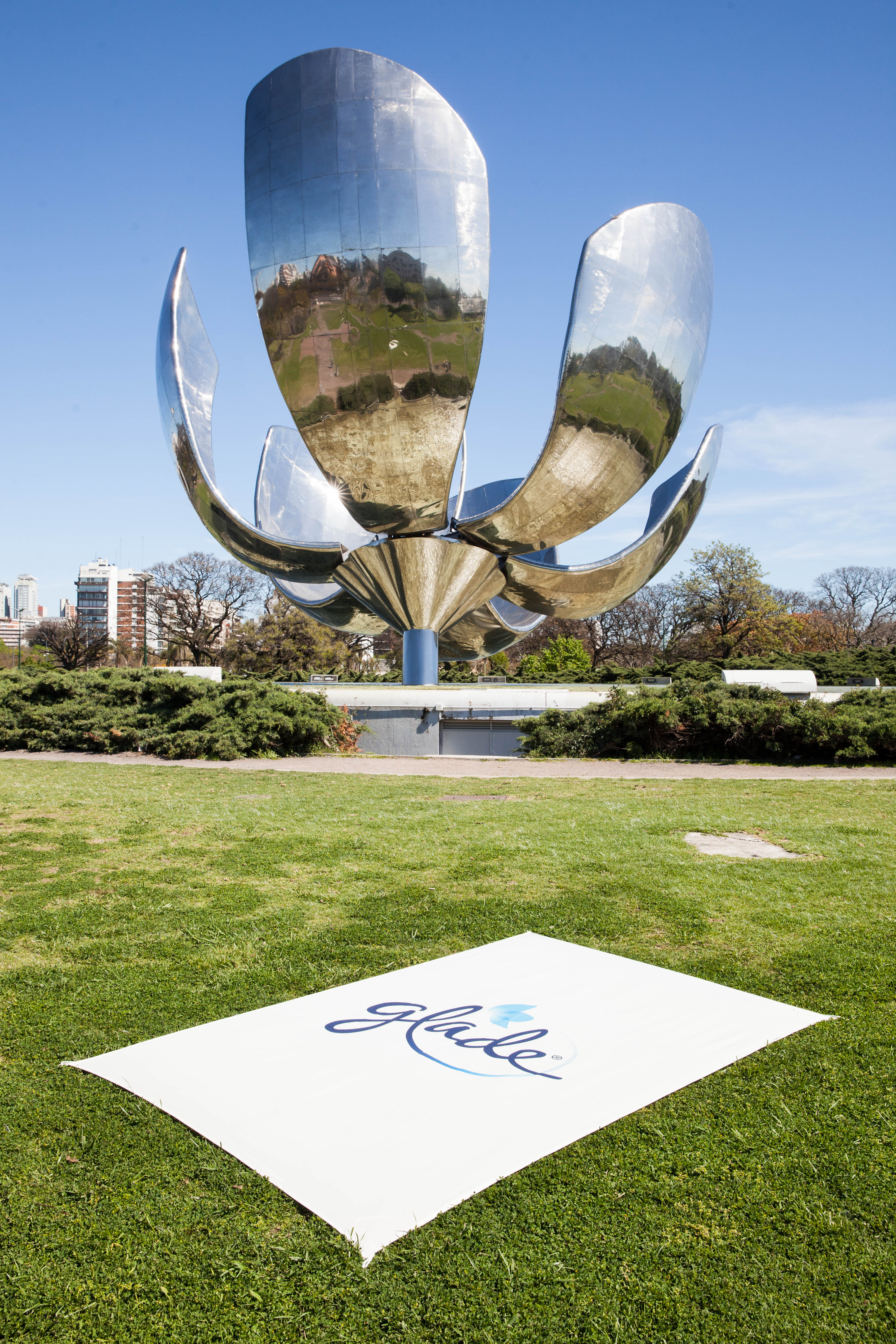 Glade Floralis Generica_publicidad