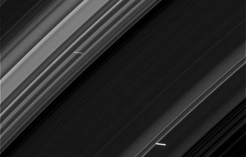Nuevas fotografías de Saturno mientras Cassini llega a su fin