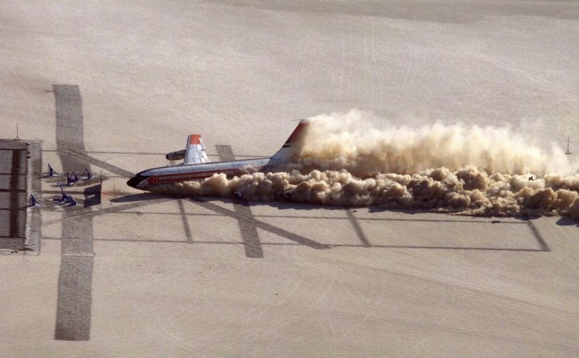 El día que la NASA estrelló un avión en nombre de la ciencia