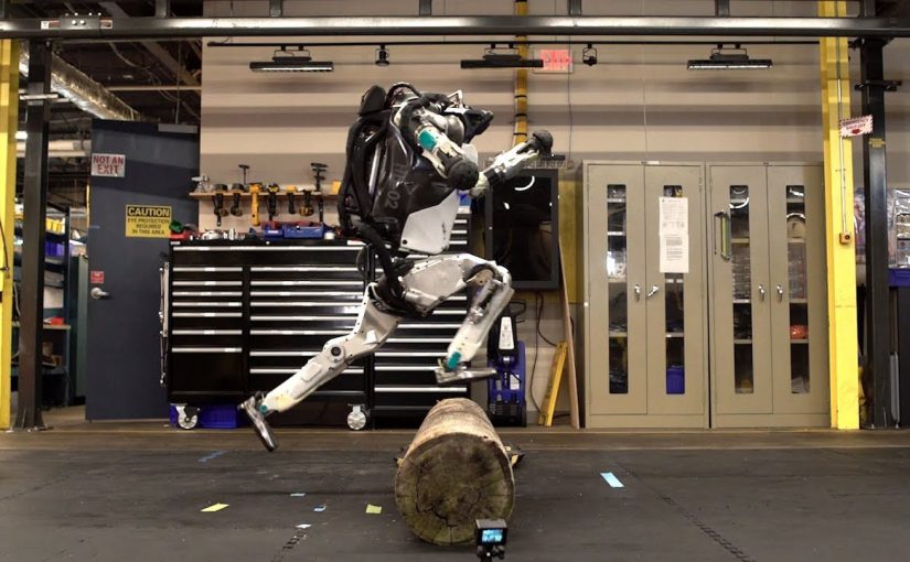 Atlas, el robot de Boston Dynamics ahora hace parkour